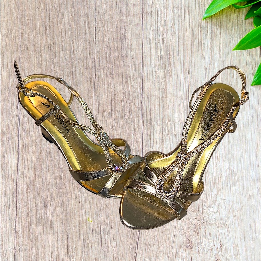 La Sonia Gold heels size 5.5